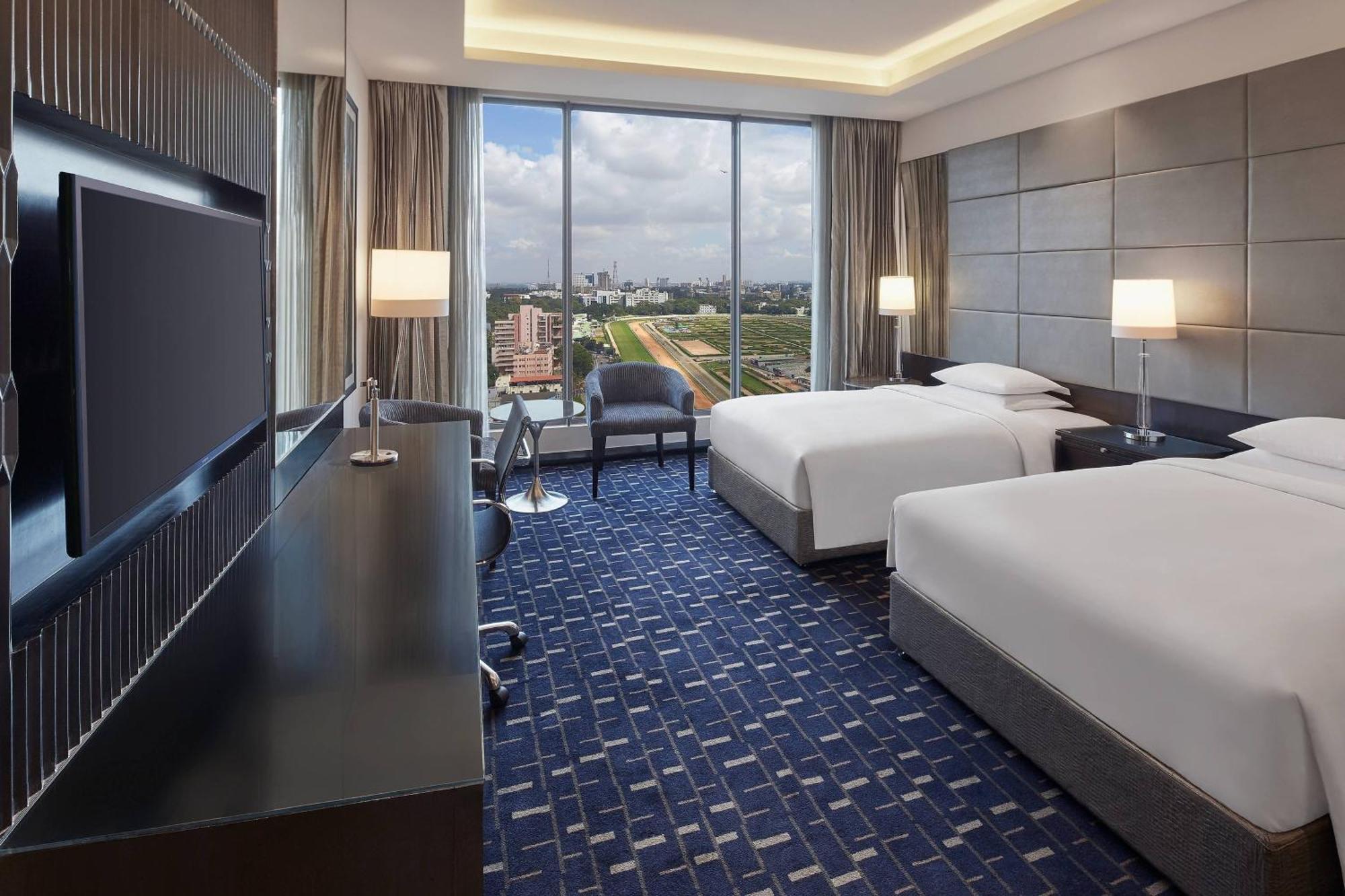 Renaissance Bengaluru Race Course Hotel Exterior photo